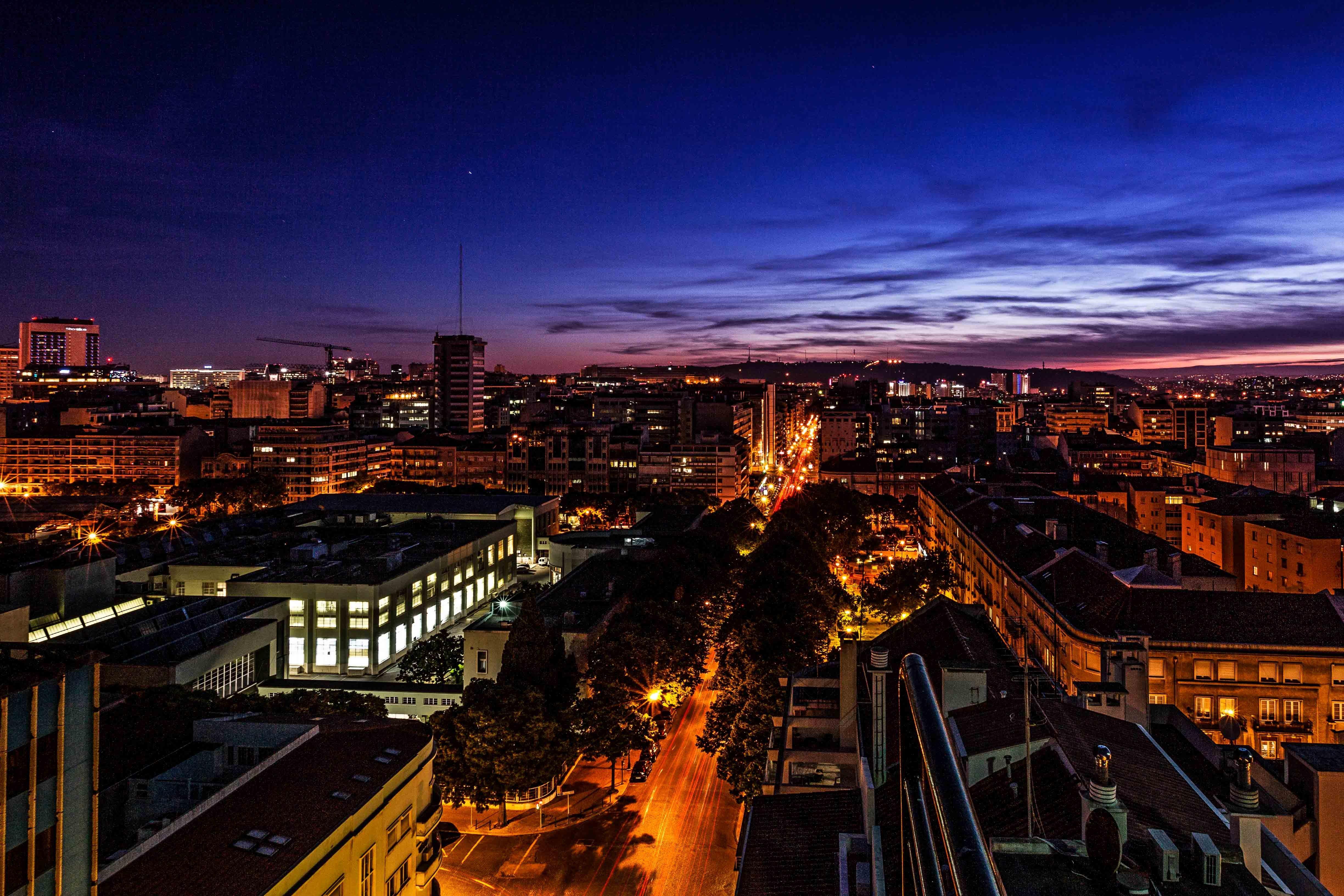 ฮอลิเดย์ อินน์ ลิสบัว Hotel ลิสบอน ภายนอก รูปภาพ